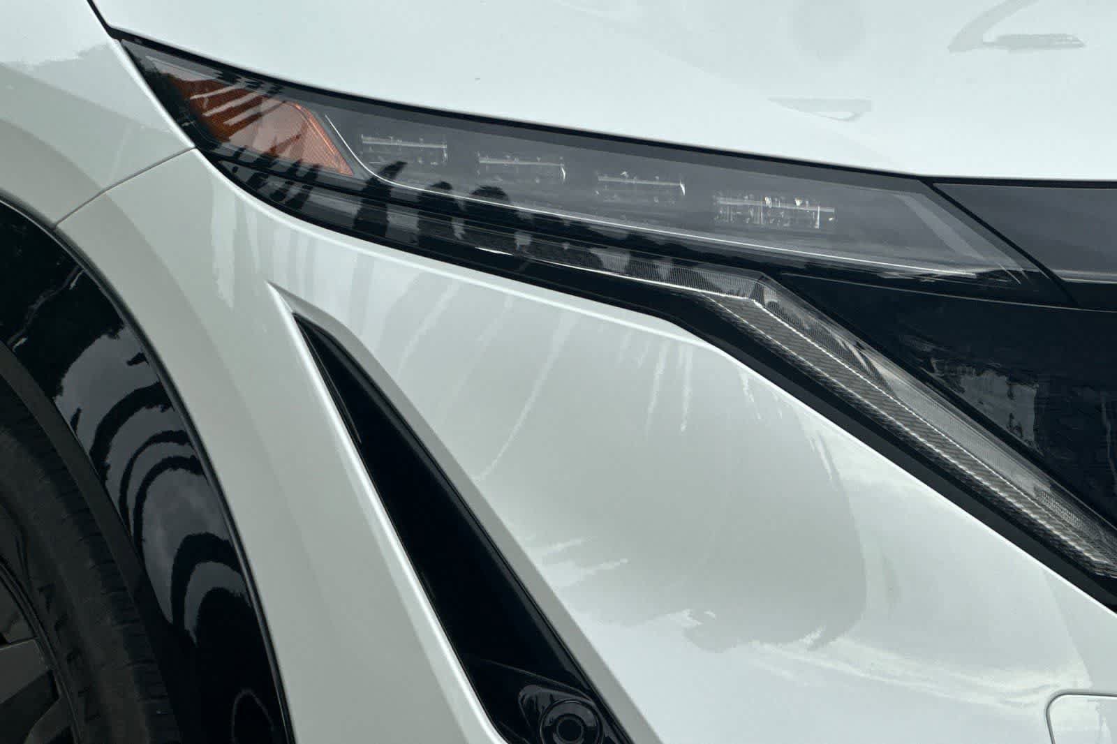 Certified 2024 Nissan Ariya FWD image 34