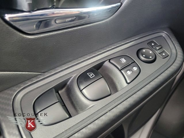 New 2025 Nissan Versa SV w/ Lighting Package FWD image 17