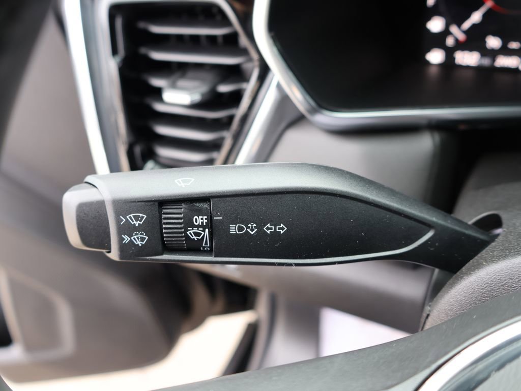 New 2026 GMC Canyon Elevation w/ Convenience Package image 15