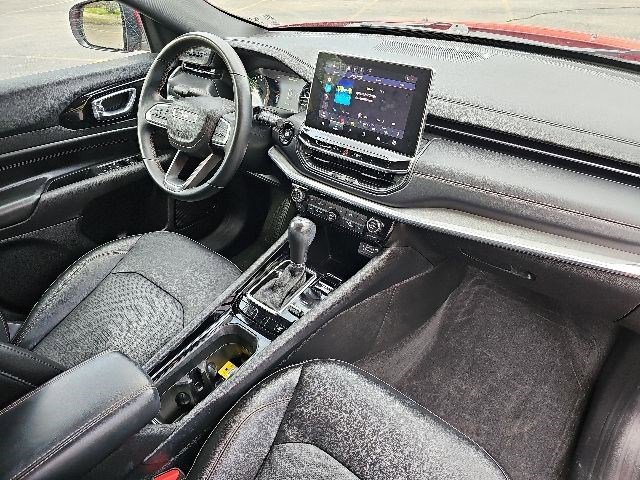 Used 2022 Jeep Compass Limited AWD/4WD image 14