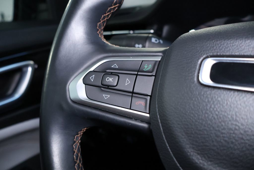 Used 2022 Jeep Compass Limited image 23