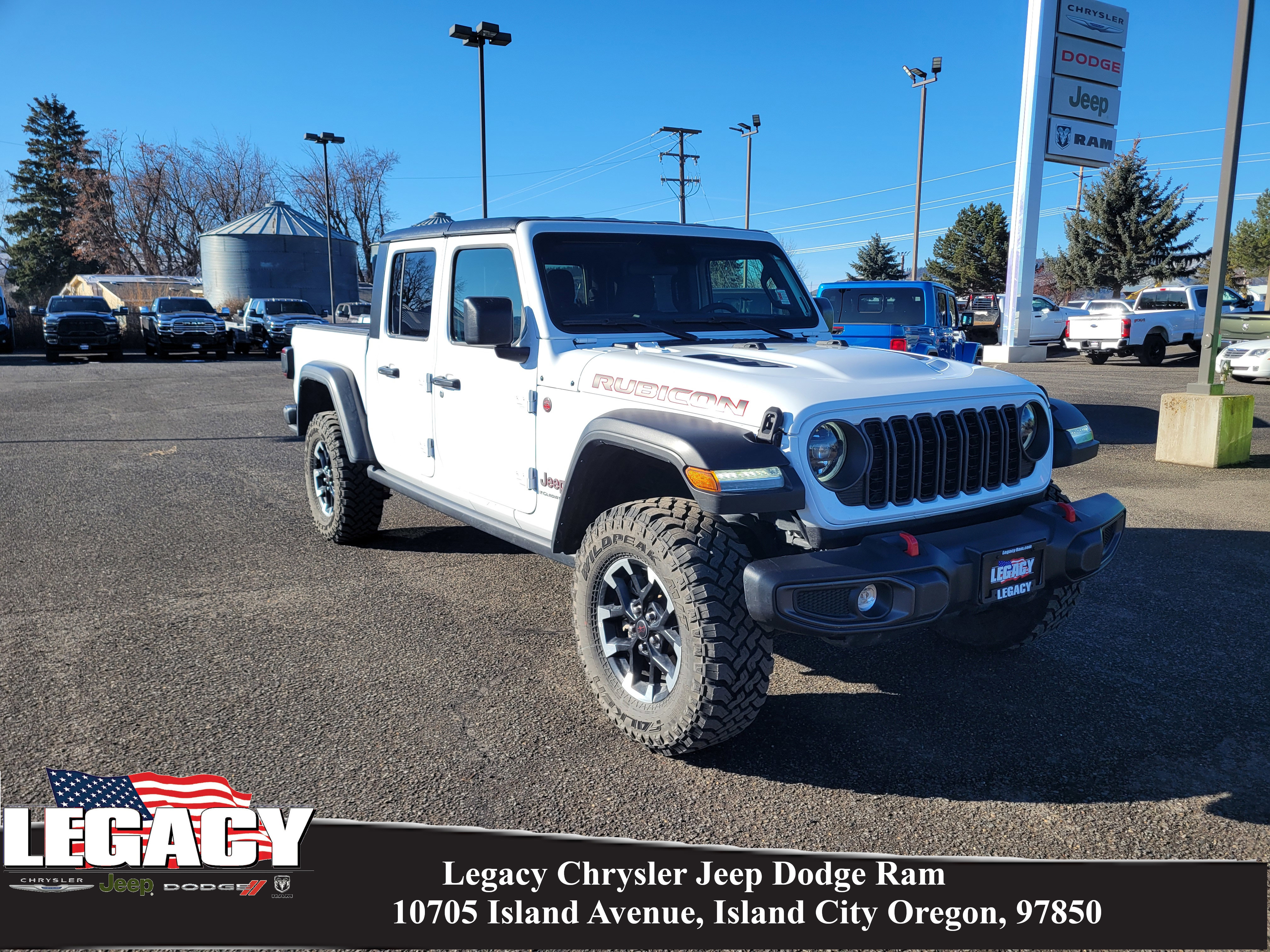 Used 2024 Jeep Gladiator Rubicon w/ Convenience Group image 1
