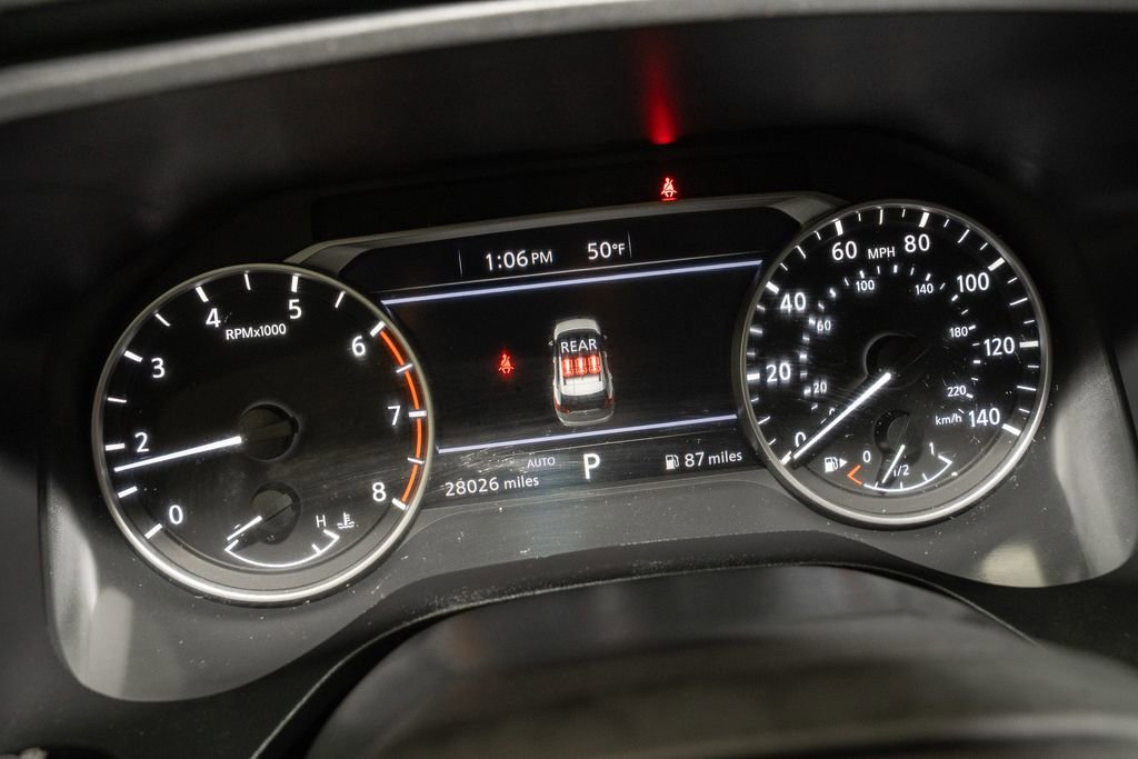 Certified 2025 Nissan Rogue SV image 18