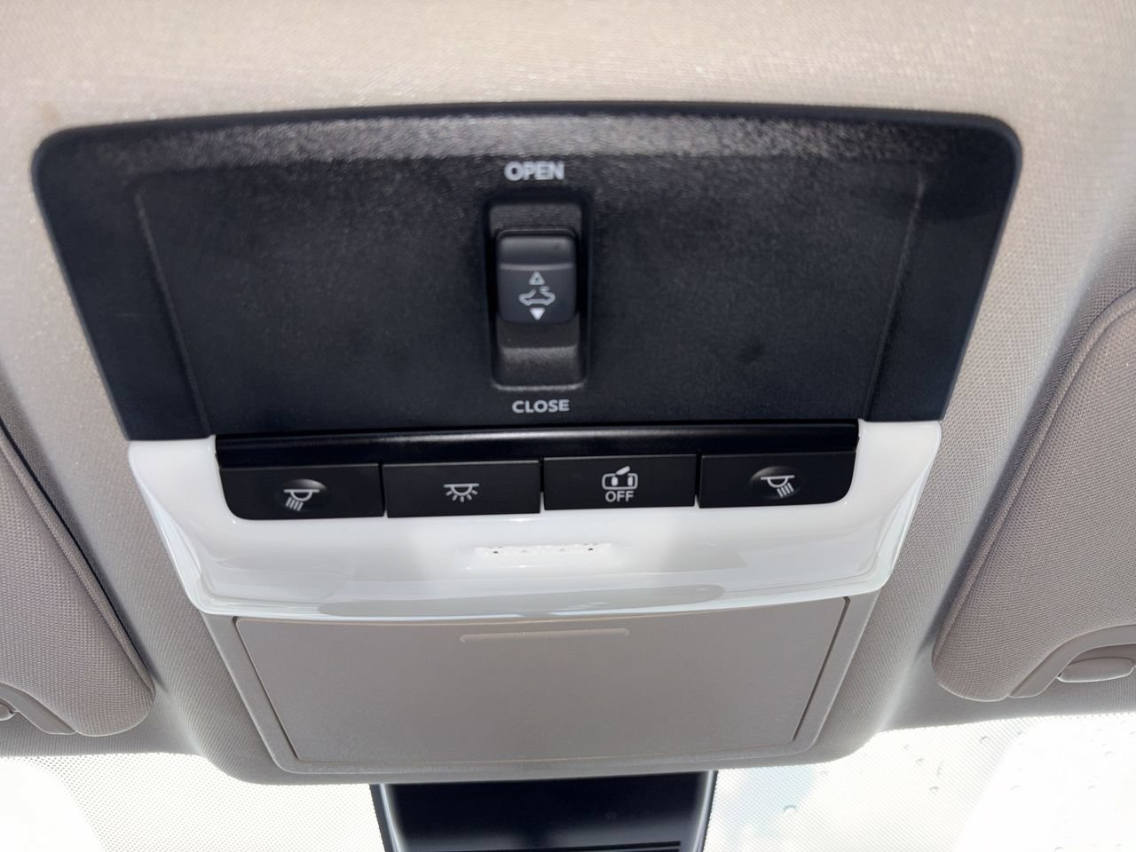 Certified 2025 Nissan Altima 2.5 SR w/ SR Premium Package FWD image 22