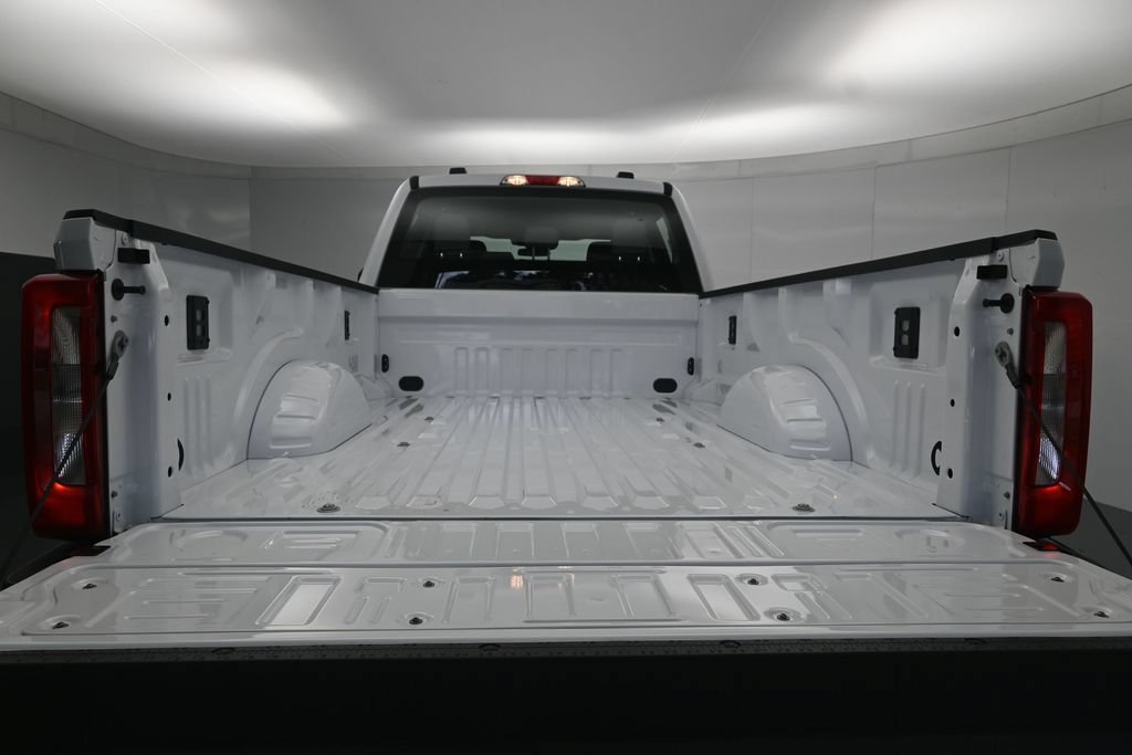New 2027 Ford F250 XL w/ XL Chrome Package AWD/4WD image 24