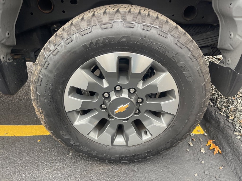 Used 2024 Chevrolet Silverado 2500 Custom w/ Custom Value Package image 25