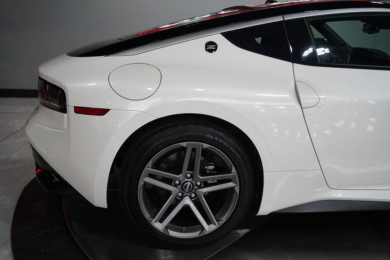 Used 2025 Nissan Z Sport w/ Floor Mat Package RWD image 61