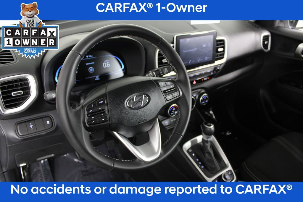 Certified 2026 Hyundai Venue SEL FWD image 5