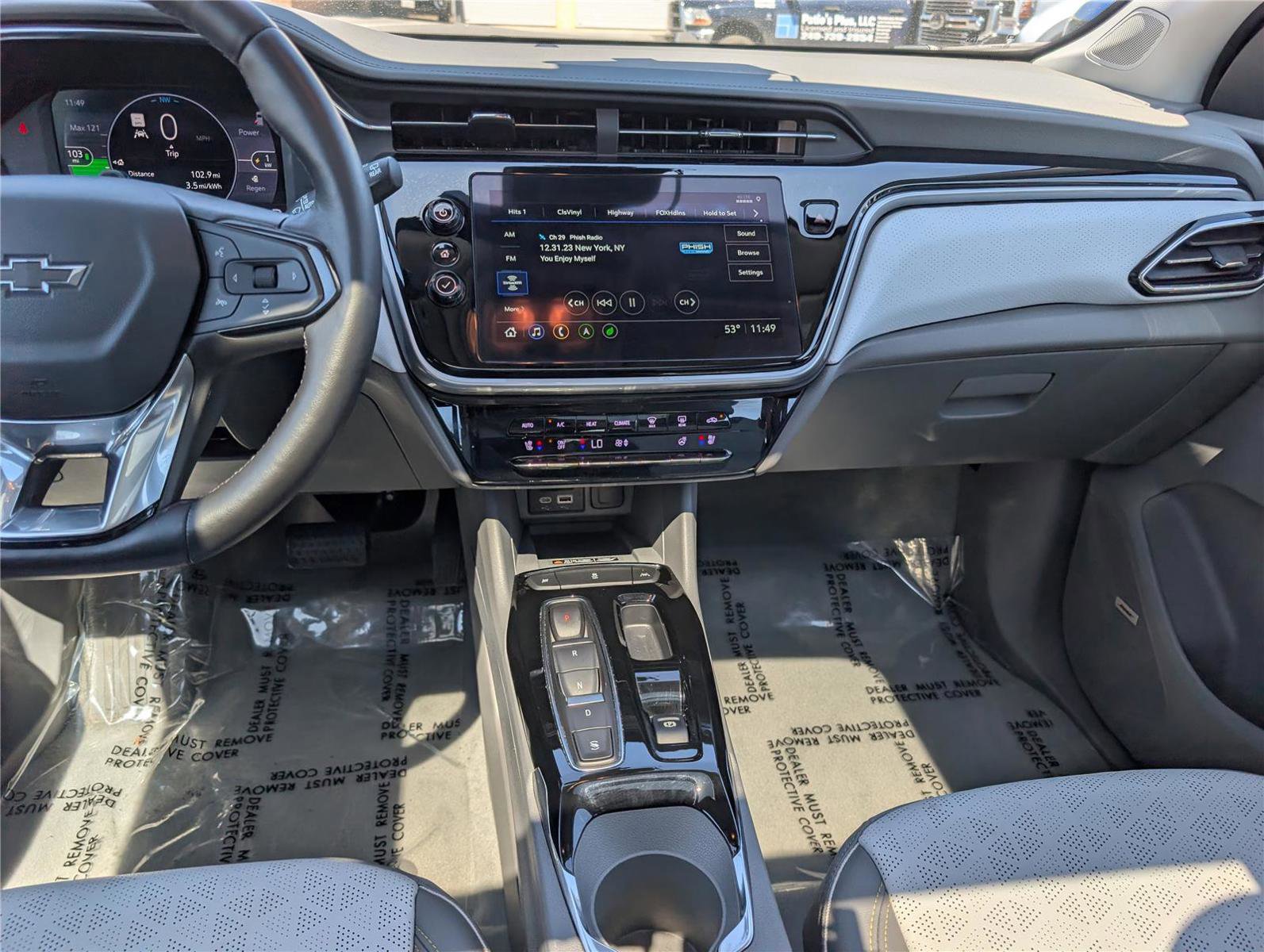 Used 2023 Chevrolet Bolt EUV Premier w/ Sun & Sound Package FWD image 17