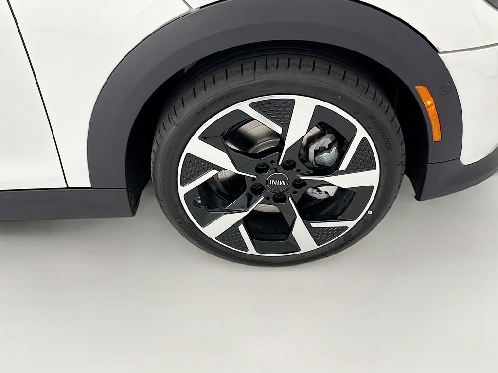 New 2026 MINI Cooper S image 29