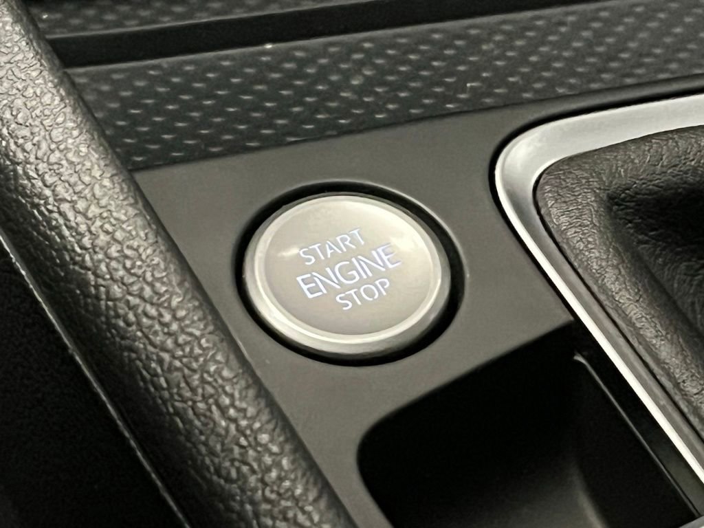 New 2026 Volkswagen Jetta SE FWD image 15