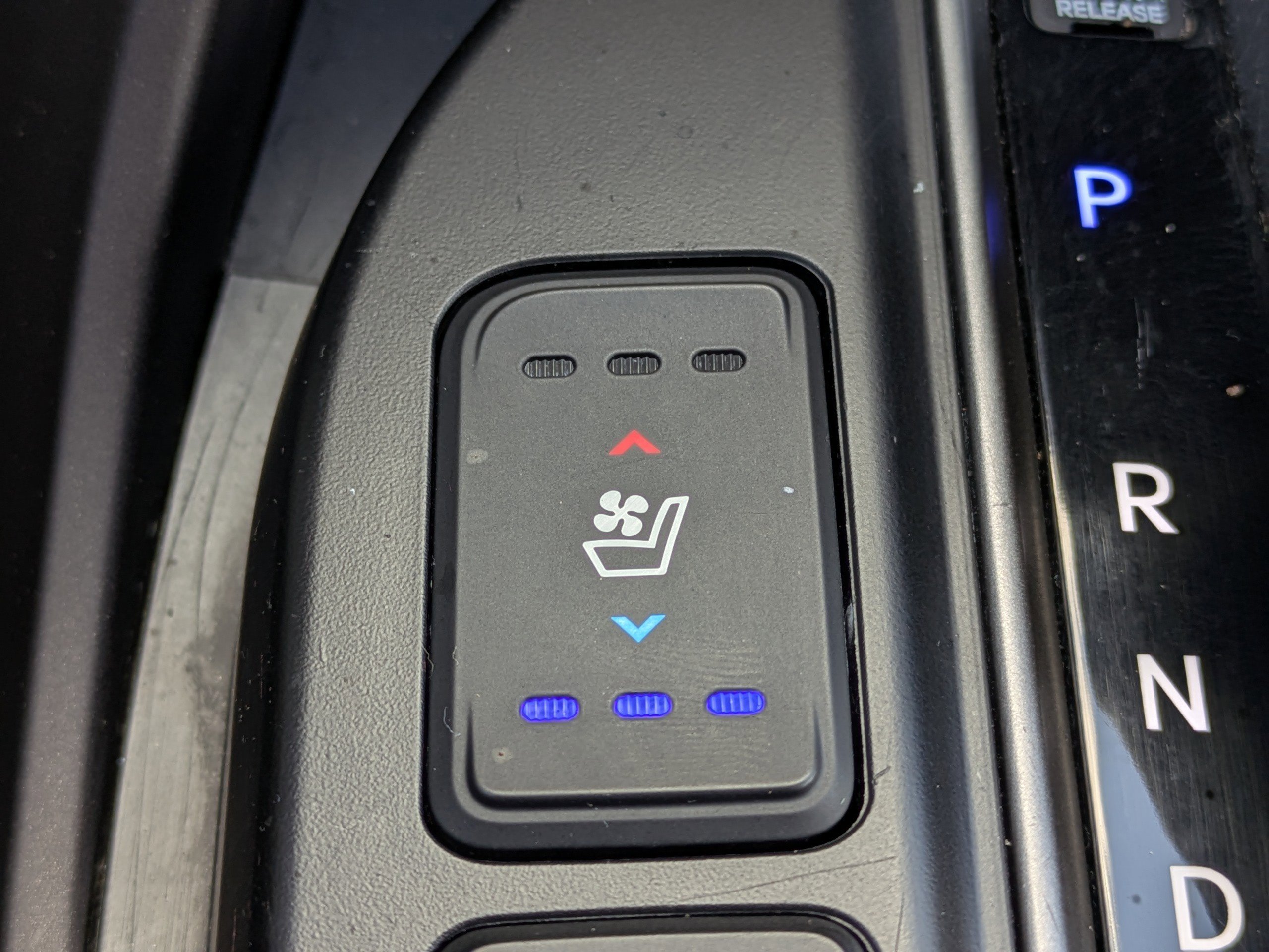 Used 2017 Hyundai Santa Fe Sport image 29