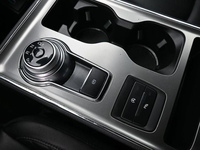 Used 2024 Ford Edge Titanium image 36