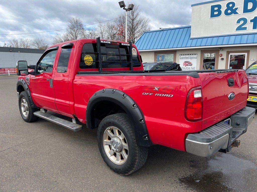 Used 2009 Ford F350 Lariat image 2