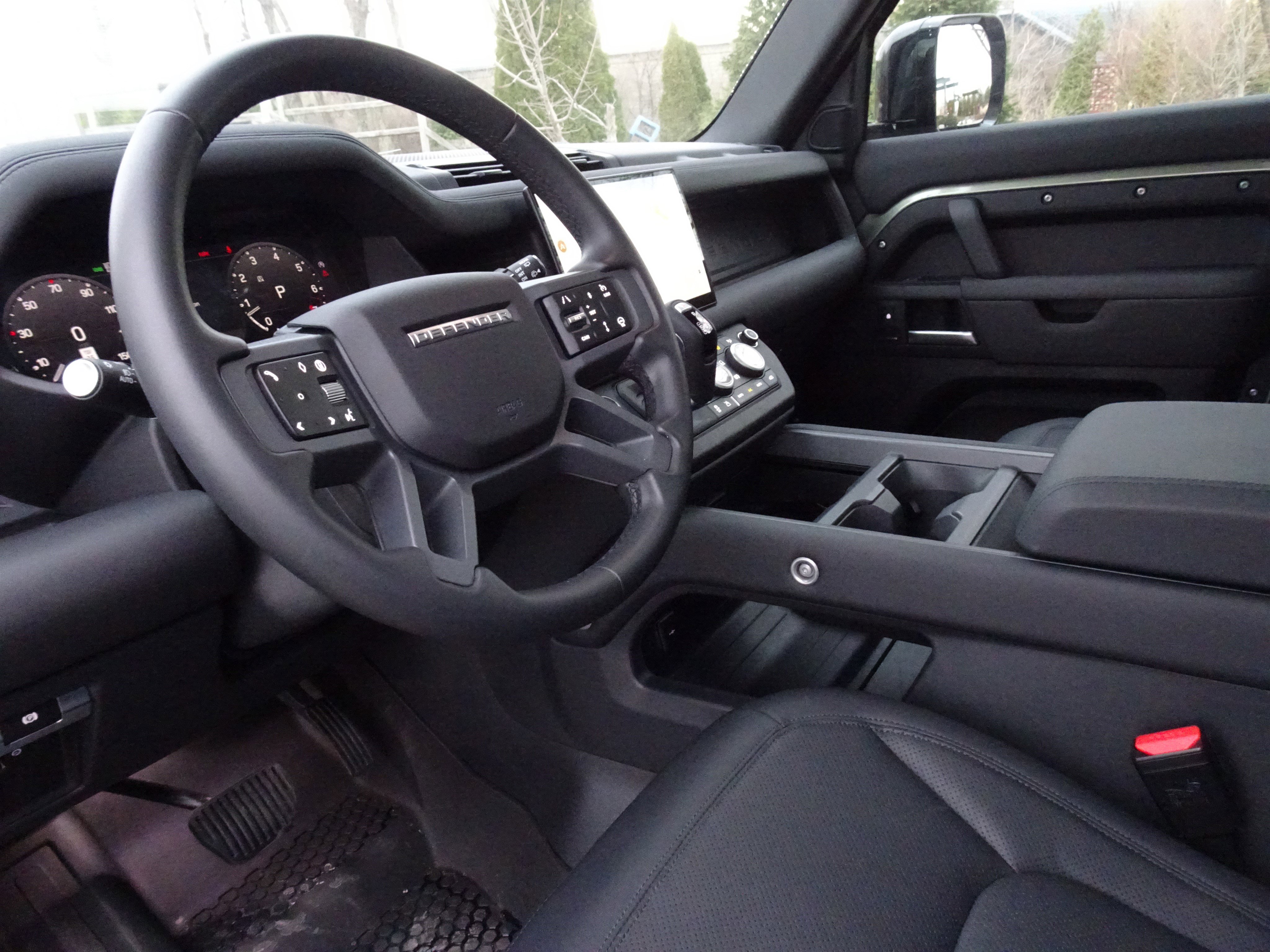 Certified 2025 Land Rover Defender 110 S image 18