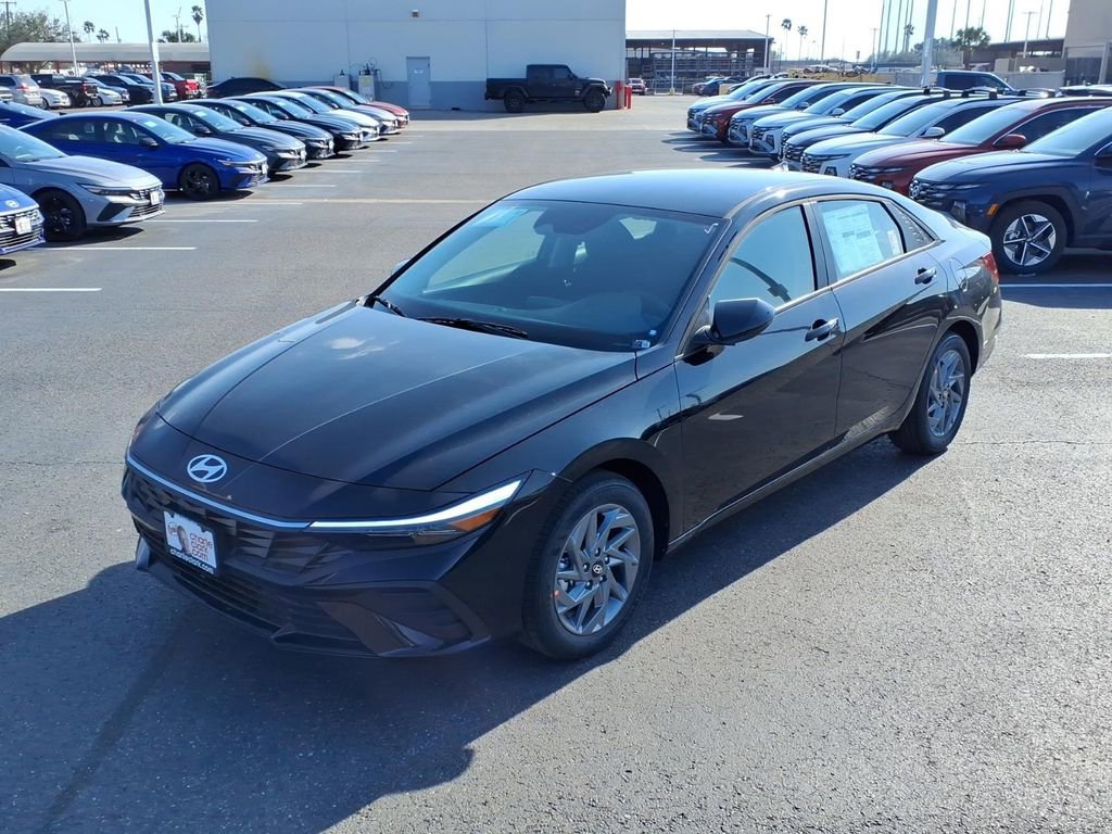 New 2026 Hyundai Elantra Blue