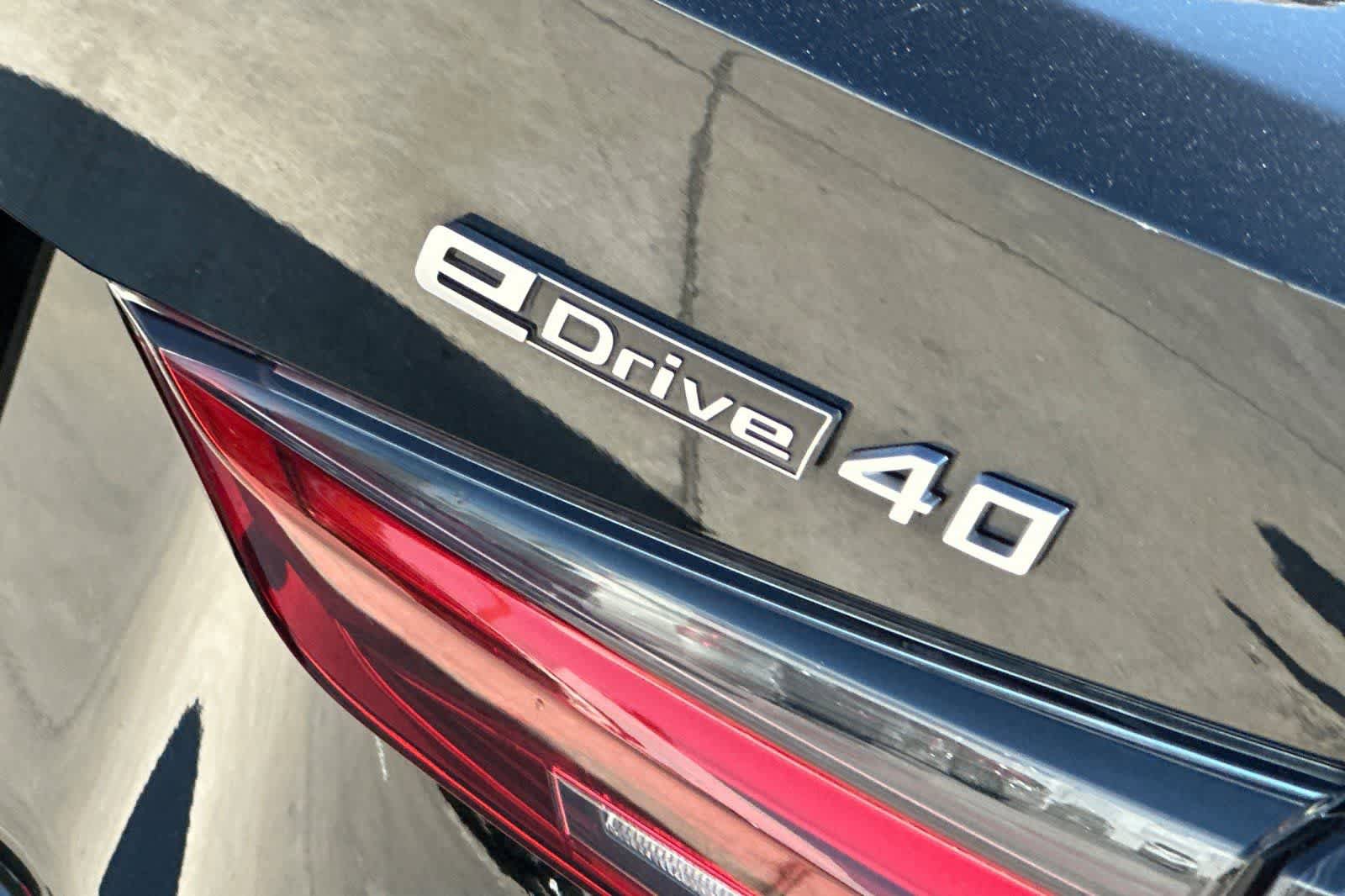 Used 2023 BMW i4 eDrive40 w/ Parking Assistance Package RWD image 13