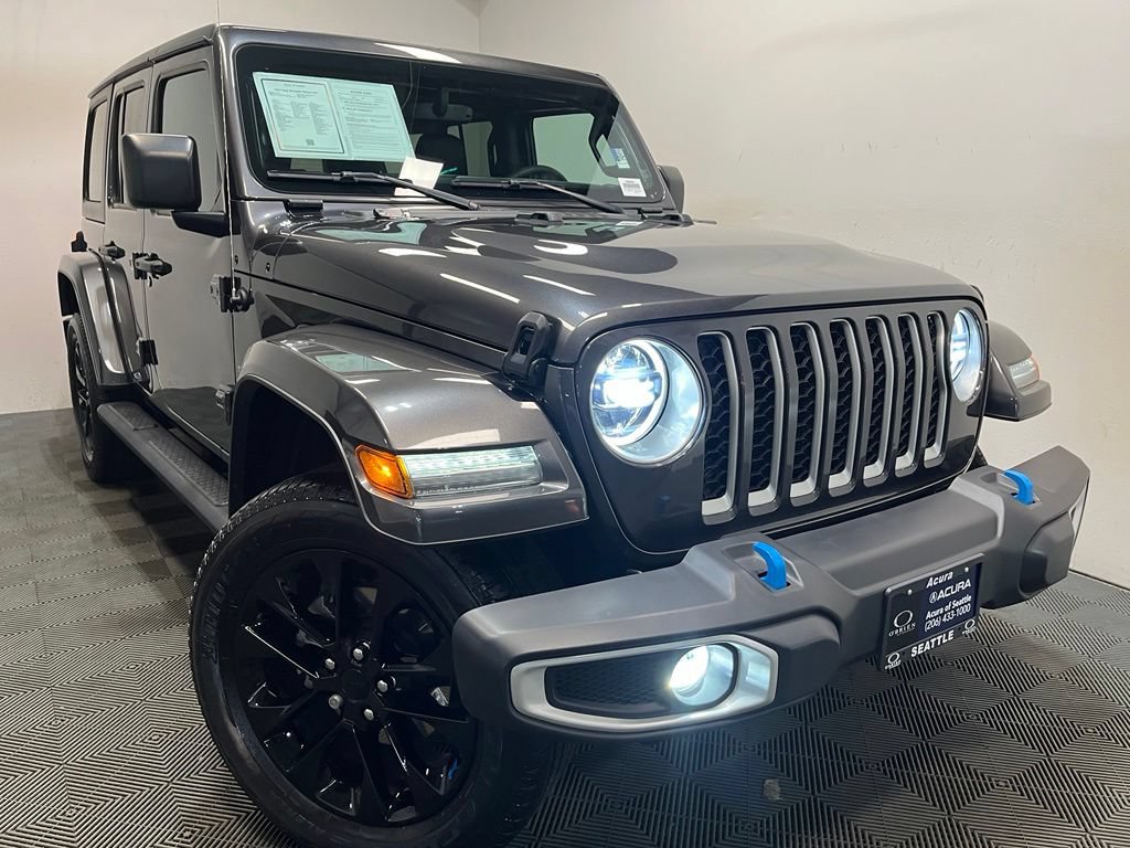 Used 2023 Jeep Wrangler Unlimited Sahara AWD/4WD image 1