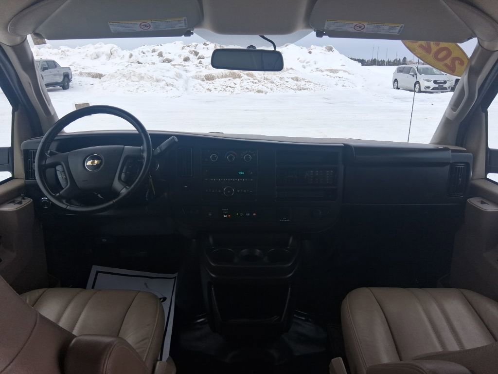 Used 2023 Chevrolet Express 2500 w/ Driver Convenience Package image 17