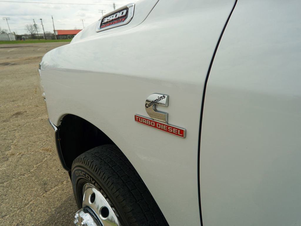 Used 2019 RAM 3500 Big Horn image 9