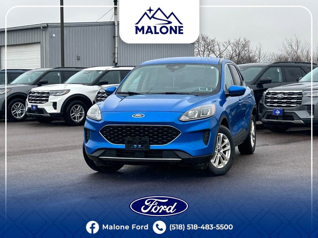 Used 2020 Ford Escape SE image 1