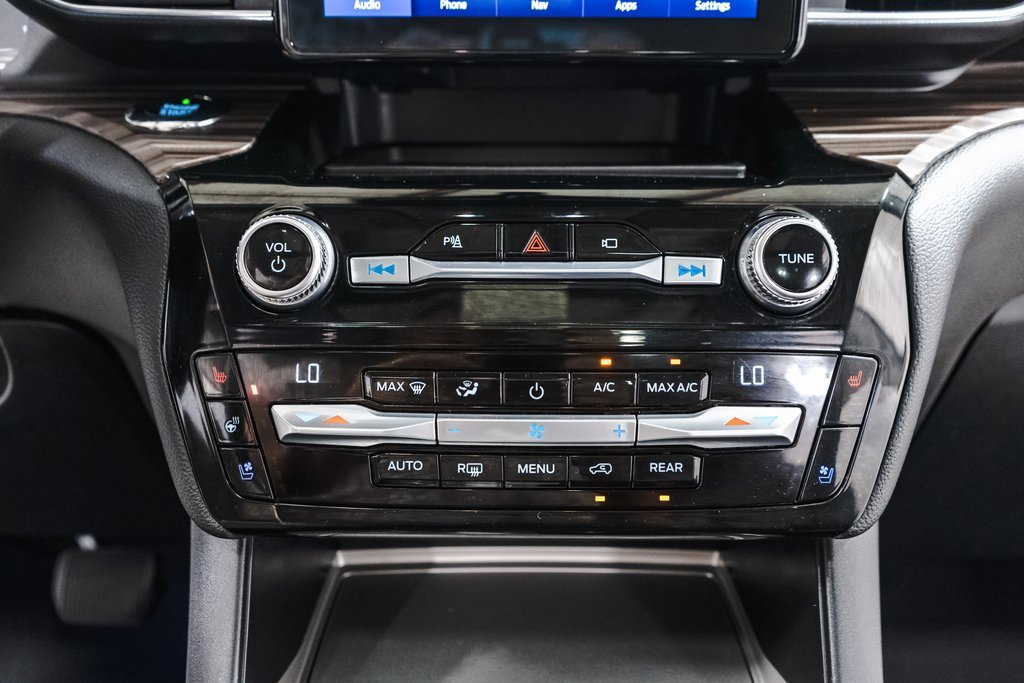 Used 2021 Ford Explorer Limited w/ Equipment Group 301A image 15