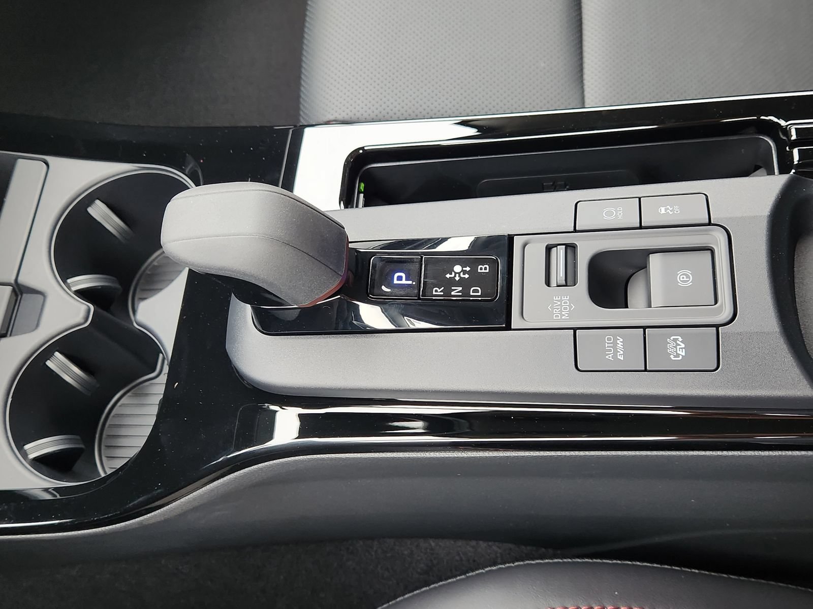 New 2026 Toyota Prius Plug-In Hybrid w/ Limited Premium Package FWD image 20
