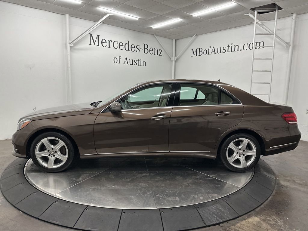 Used 2016 Mercedes-Benz E 250 Sedan image 4