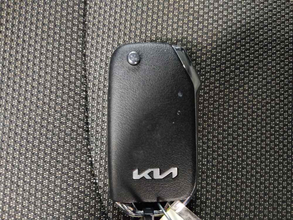 Used 2023 Kia Forte LXS FWD image 32