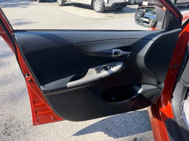 Used 2013 Toyota Corolla S Special Edition FWD image 15