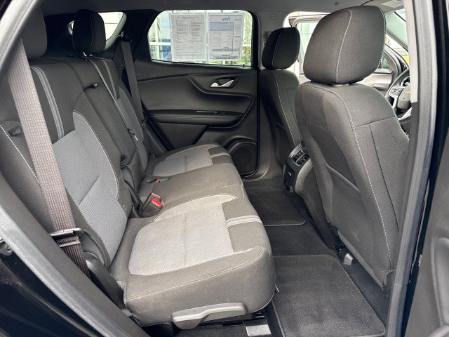 Used 2023 Chevrolet Blazer LT w/ Convenience Package FWD image 29