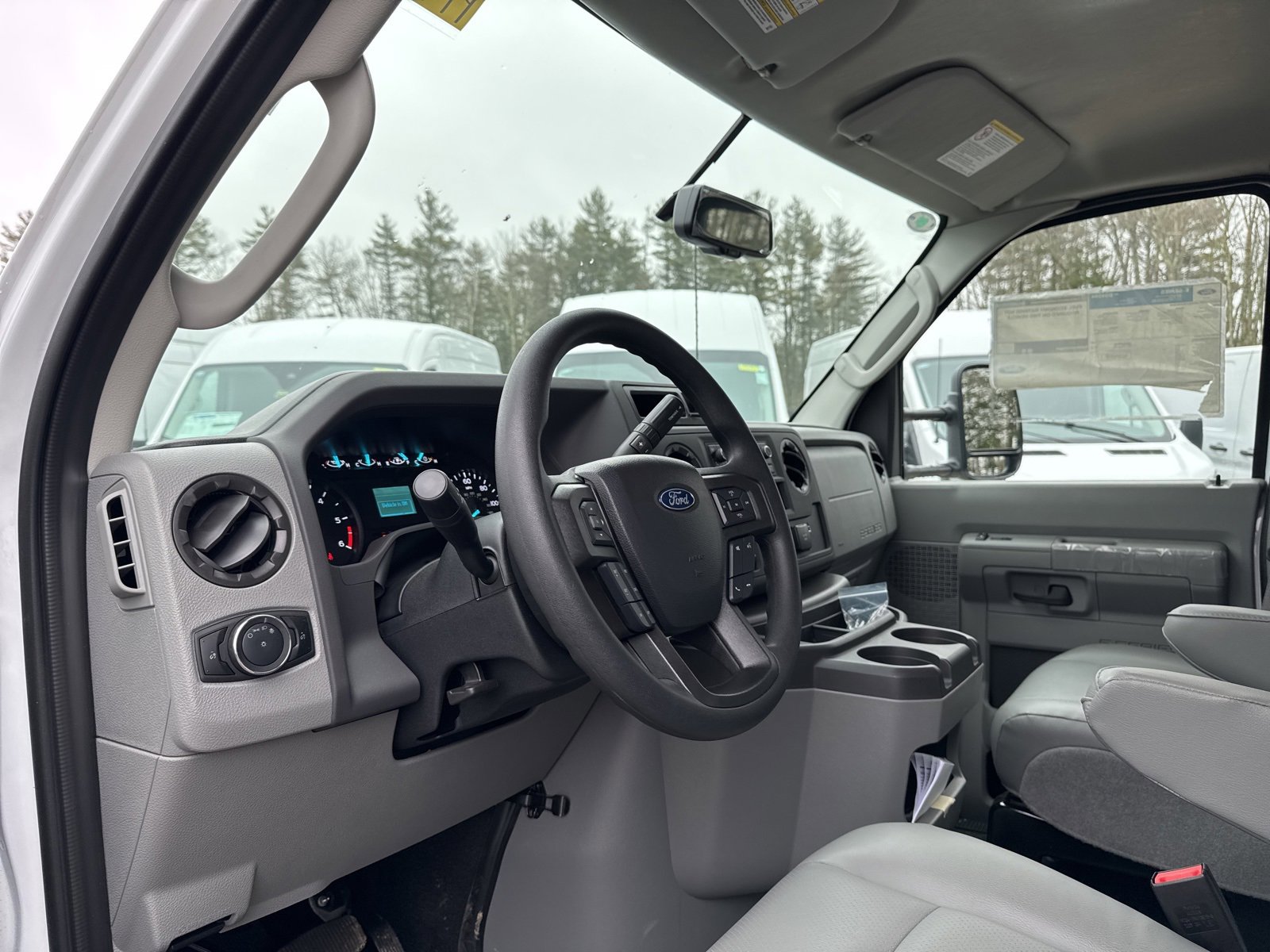 New 2025 Ford E-350 and Econoline 350 Super Duty w/ Power Equipment Group image 25