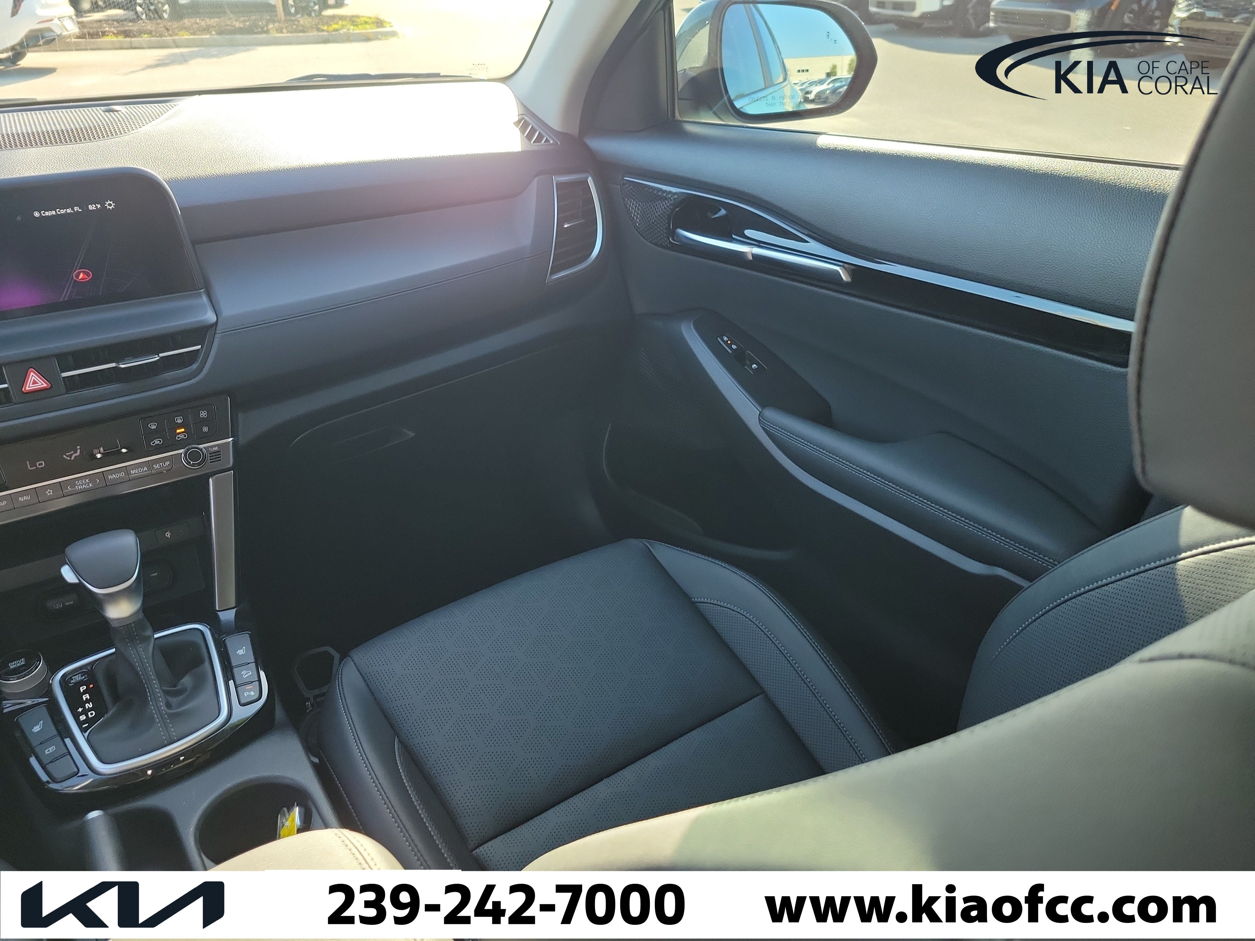 Certified 2026 Kia Seltos EX w/ EX Sunroof Package FWD image 16