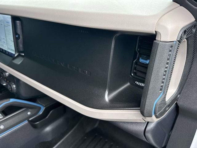 Used 2023 Ford Bronco Wildtrak image 24