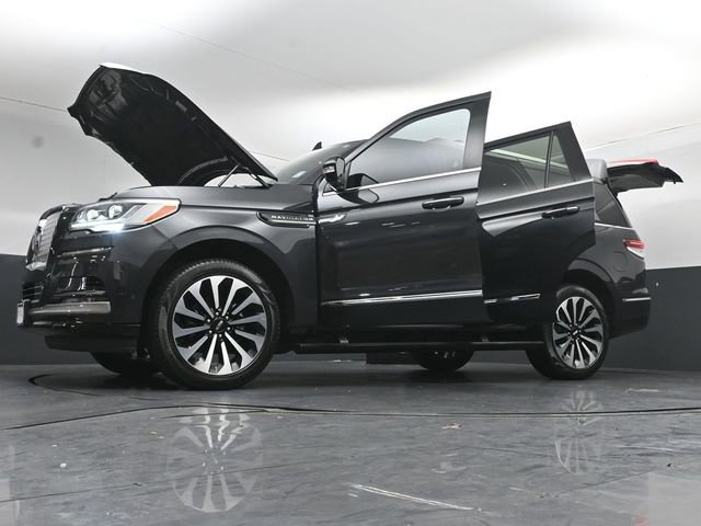 Used 2023 Lincoln Navigator Reserve AWD/4WD image 56