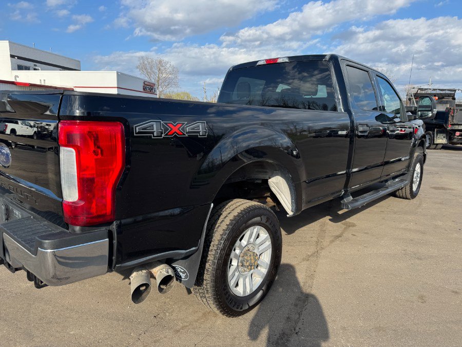 Used 2018 Ford F350 XLT AWD/4WD image 11