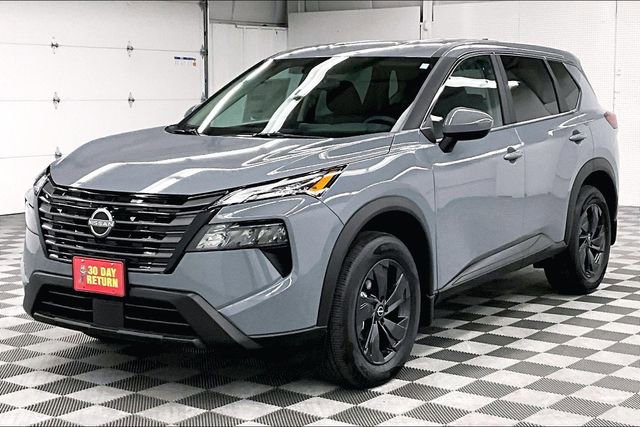 New 2026 Nissan Rogue SV image 3