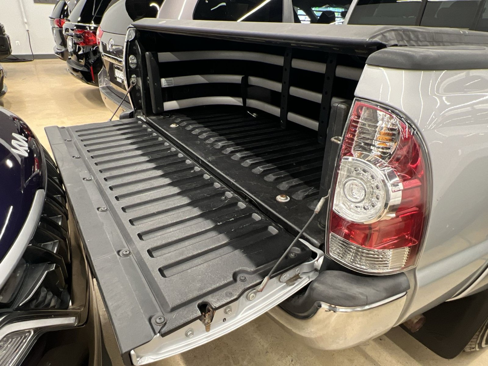 Used 2013 Toyota Tacoma 4x4 Double Cab w/ SR5 Pkg image 21