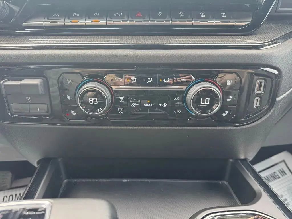 Used 2024 Chevrolet Silverado 1500 ZR2 w/ Technology Package image 23