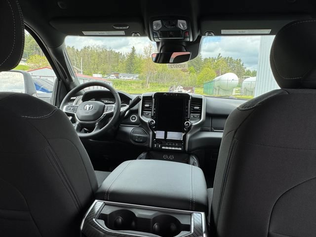 New 2026 RAM 2500 Big Horn AWD/4WD image 33
