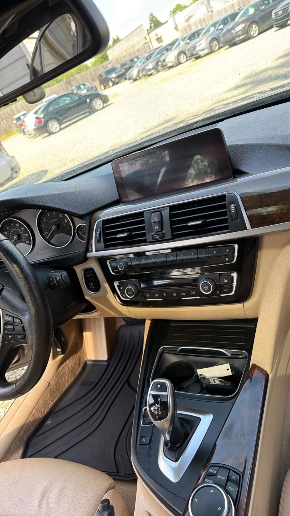 Used 2016 BMW 328i Sedan RWD image 34