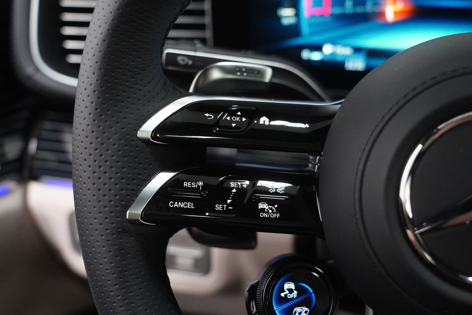 New 2026 Mercedes-Benz GLE 53 AMG 4MATIC Coupe image 20