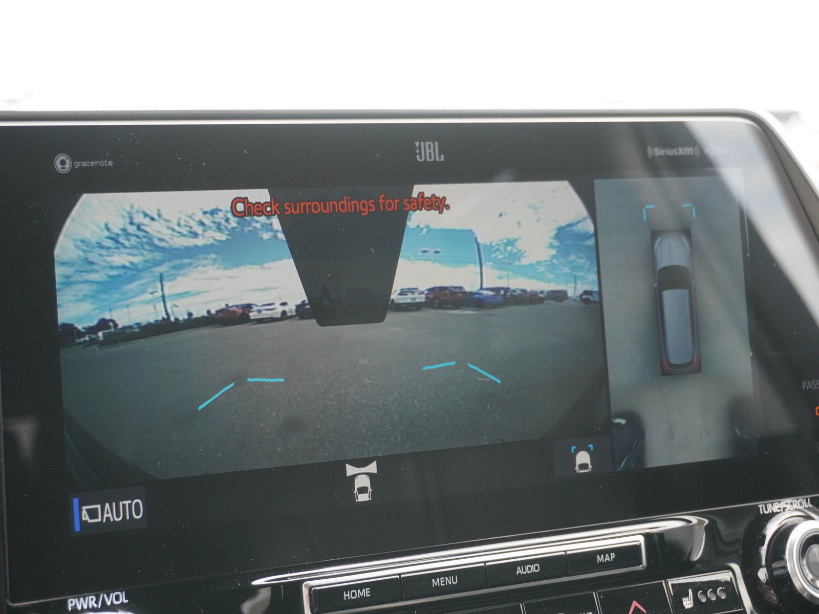 Used 2022 Toyota Highlander Limited AWD/4WD image 30