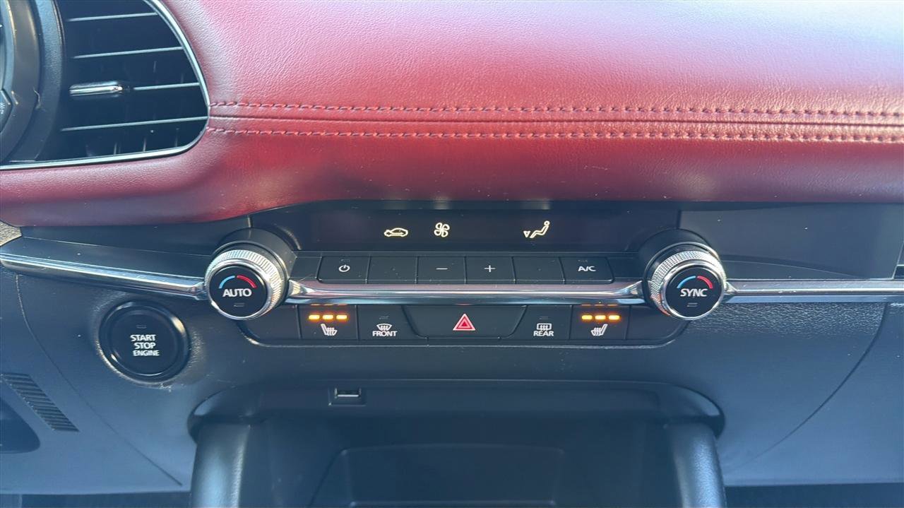 Used 2019 MAZDA MAZDA3 AWD Auto w/Premium Pkg image 24