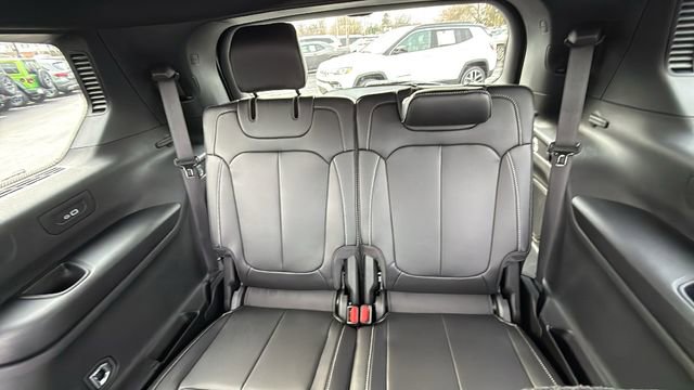 New 2026 Jeep Grand Cherokee L Limited w/ Limited Altitude Package AWD/4WD image 24