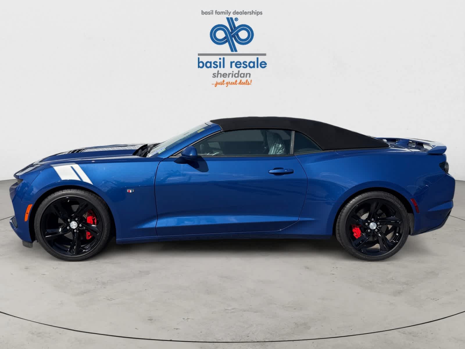 Used 2022 Chevrolet Camaro SS RWD image 3