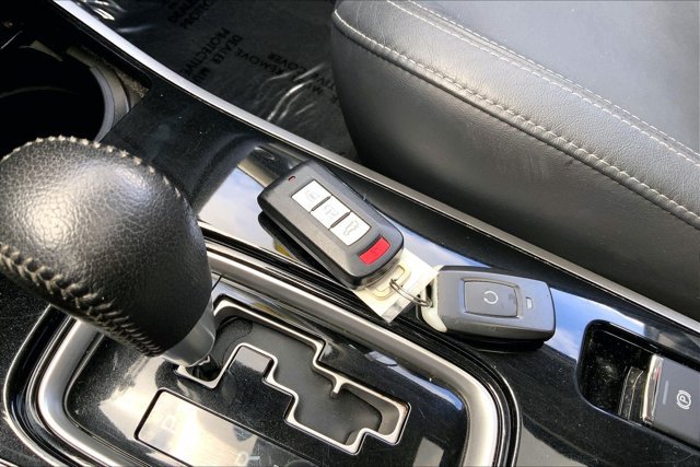 Used 2019 Mitsubishi Outlander GT AWD/4WD image 11