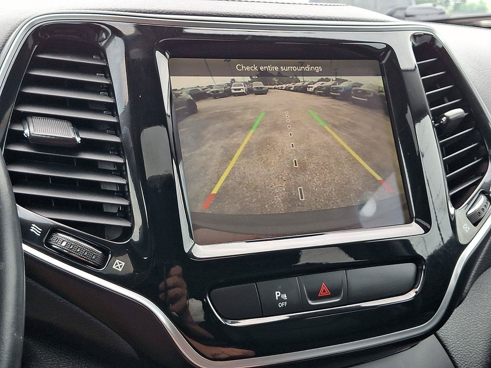 Used 2019 Jeep Cherokee Limited AWD/4WD image 18