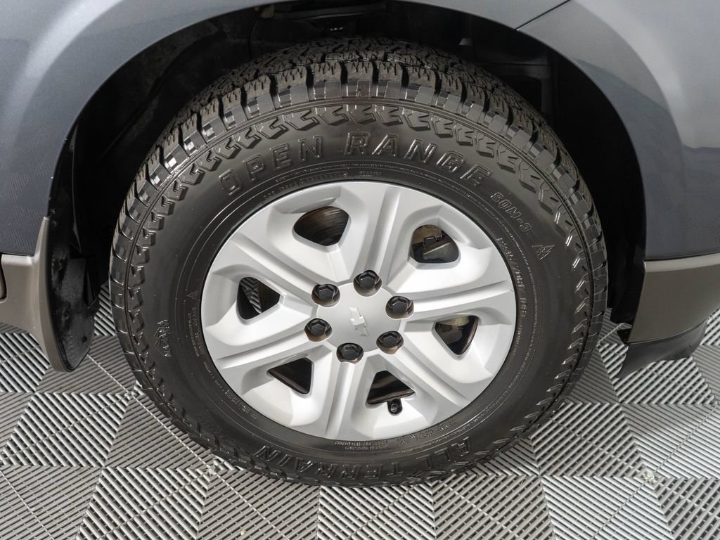 Used 2011 Chevrolet Traverse LS AWD/4WD image 28
