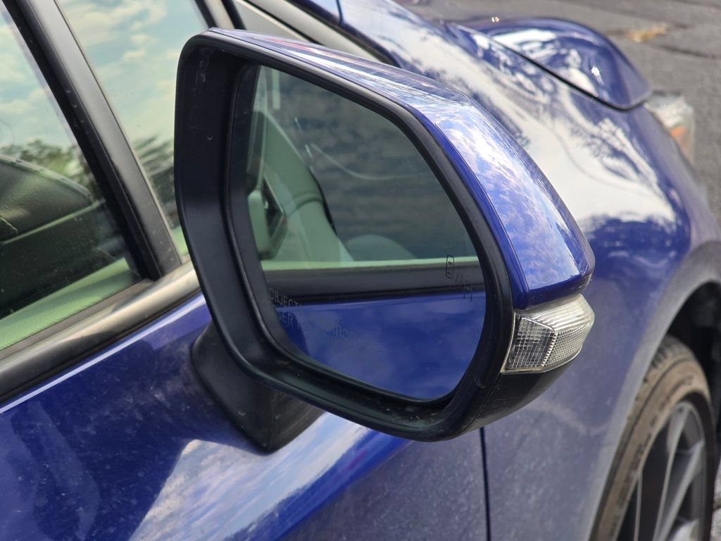 Used 2025 Toyota Corolla XSE FWD image 18